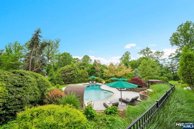 211 Highwood Avenue, Tenafly, NJ 07670