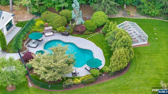 211 Highwood Avenue, Tenafly, NJ 07670