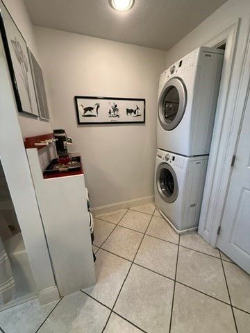 38 Reynolds Ave, Randolph, MA 02368