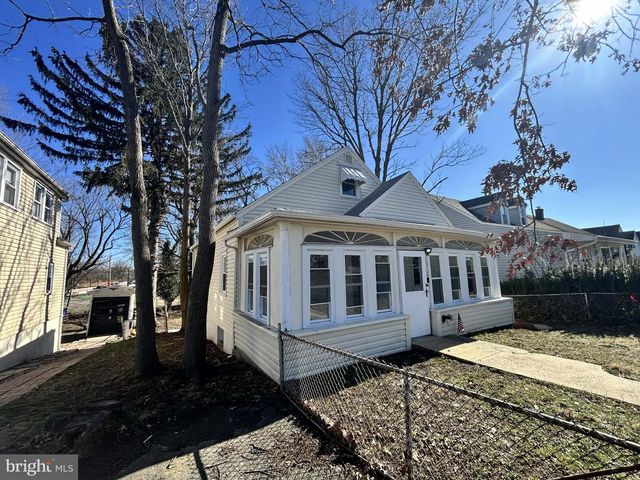 1012 2ND AVE, Prospect Park, PA 19076