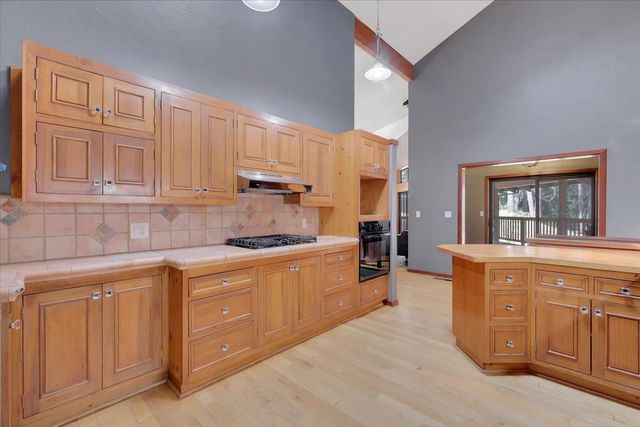5374 Porter Ranch Rd, Garden Valley, CA 95633