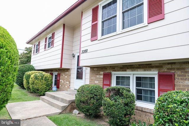 3300 RYAN DR, Suitland, MD 20746