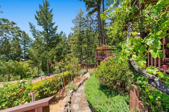 27255 Loma Prieta Way, Los Gatos, CA 95033