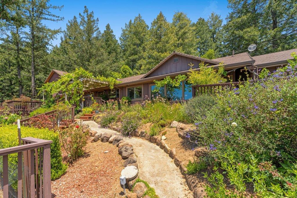 27255 Loma Prieta Way, Los Gatos, CA 95033