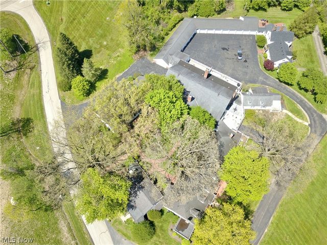 14661 Hillbrook Lane N 4, Chagrin Falls, OH 44022