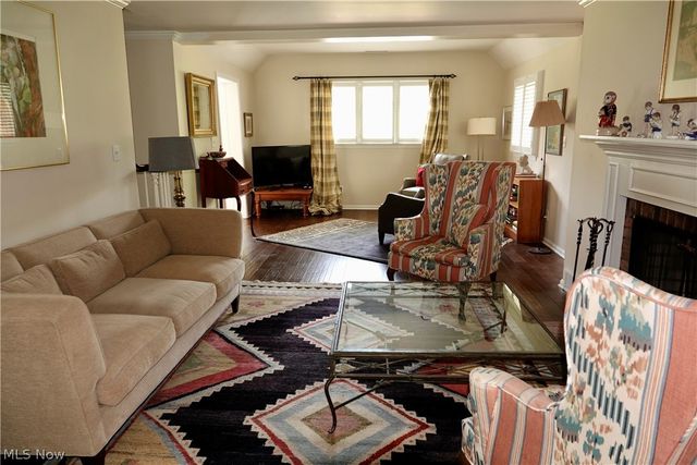 14661 Hillbrook Lane N 4, Chagrin Falls, OH 44022