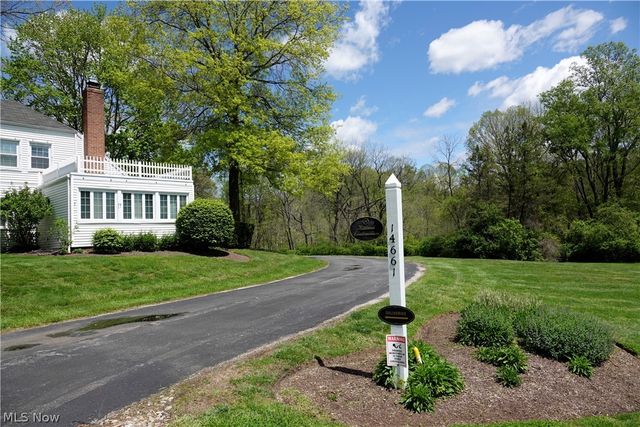 14661 Hillbrook Lane N 4, Chagrin Falls, OH 44022