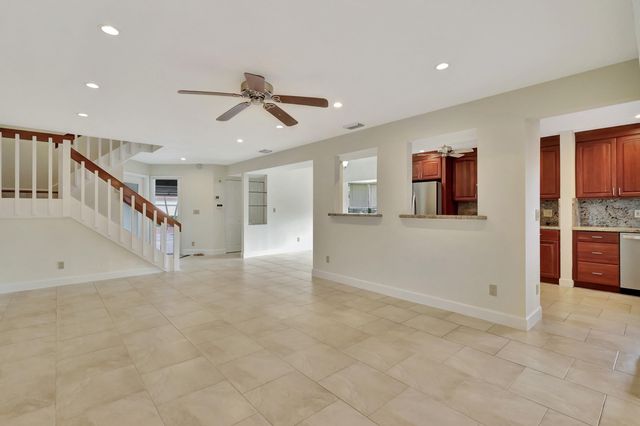 3516 Harbor Circle, Delray Beach, FL 33483