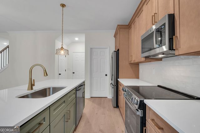 1111 Falkirk Lane, Stone Mountain, GA 30087