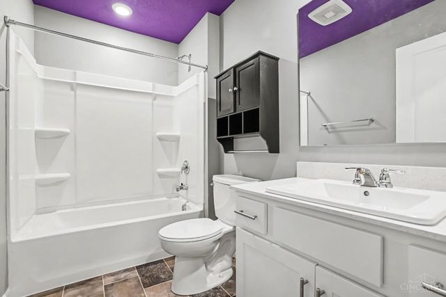 123 Ashburn Way, New Richmond, OH 45157