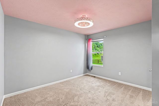 123 Ashburn Way, New Richmond, OH 45157