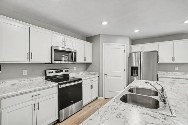 123 Ashburn Way, New Richmond, OH 45157