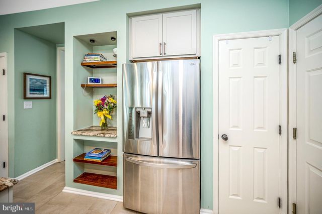 17745 AVENEL LN, Dumfries, VA 22026
