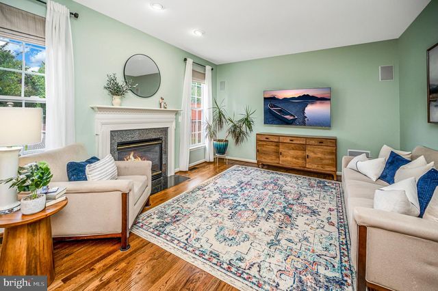 17745 AVENEL LN, Dumfries, VA 22026