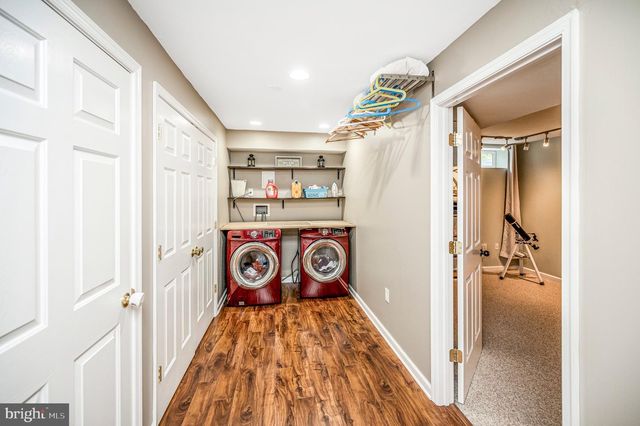17745 AVENEL LN, Dumfries, VA 22026