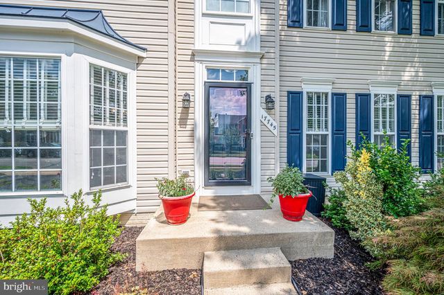 17745 AVENEL LN, Dumfries, VA 22026