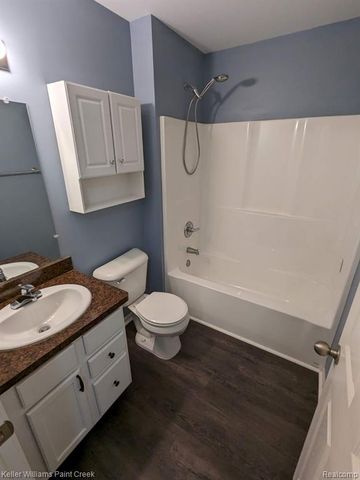 403 Newton Court, Lake Orion, MI 48362