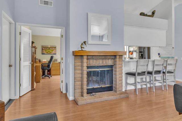 7022 Sprig Dr, Sacramento, CA 95842