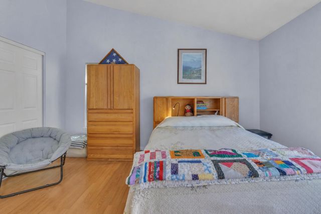 7022 Sprig Dr, Sacramento, CA 95842