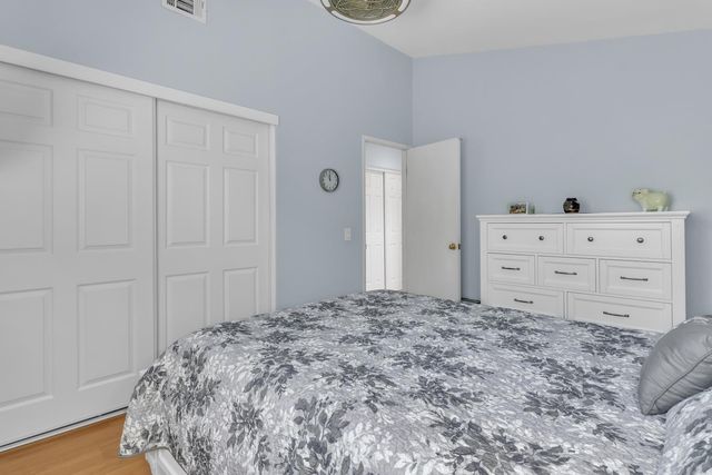 7022 Sprig Dr, Sacramento, CA 95842