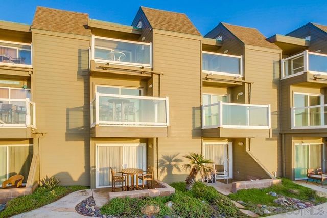 1514 Seacoast, Imperial Beach, CA 91932