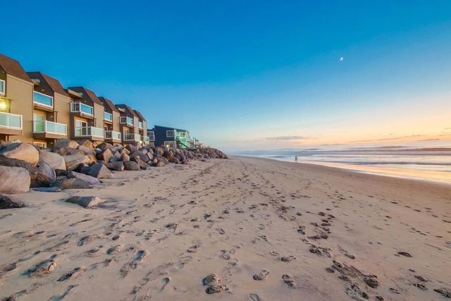 1514 Seacoast, Imperial Beach, CA 91932