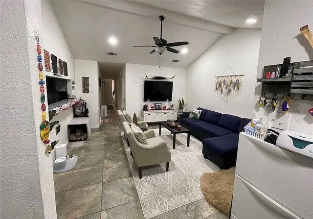 2310 Pronghorn, College Station, TX 77845