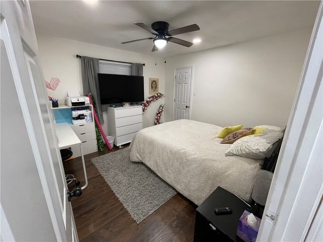 2310 Pronghorn, College Station, TX 77845