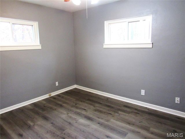 1122 East Drive, Cottage Hills, IL 62018