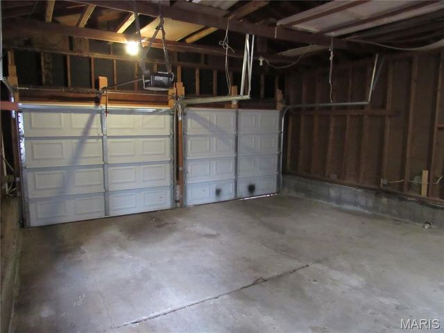 1122 East Drive, Cottage Hills, IL 62018