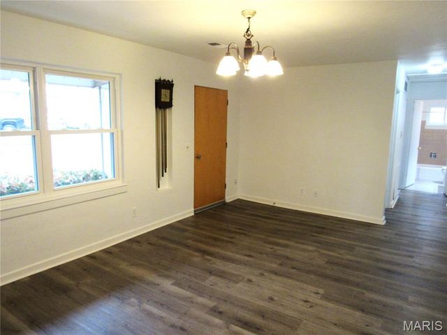 1122 East Drive, Cottage Hills, IL 62018