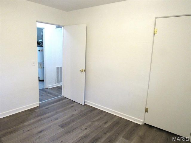 1122 East Drive, Cottage Hills, IL 62018