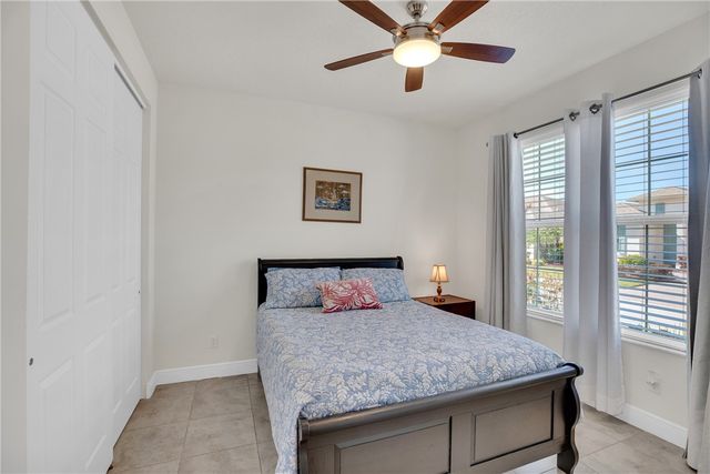 1850 Oak Grove Court, Vero Beach, FL 32966