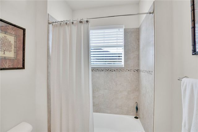 1850 Oak Grove Court, Vero Beach, FL 32966