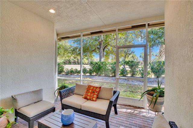 1850 Oak Grove Court, Vero Beach, FL 32966