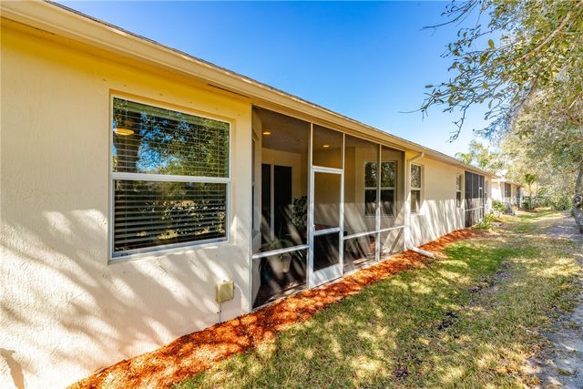 1850 Oak Grove Court, Vero Beach, FL 32966