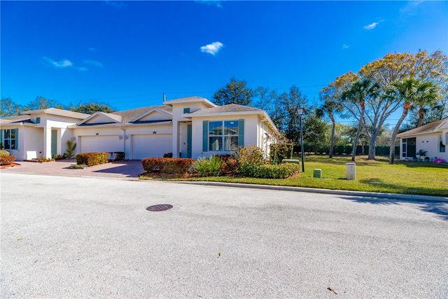 1850 Oak Grove Court, Vero Beach, FL 32966