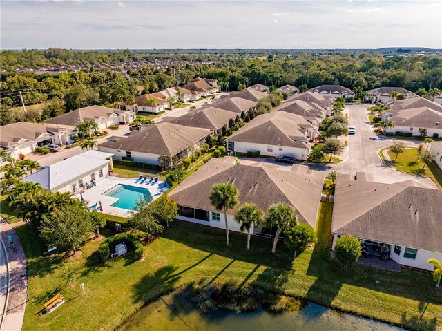 1850 Oak Grove Court, Vero Beach, FL 32966