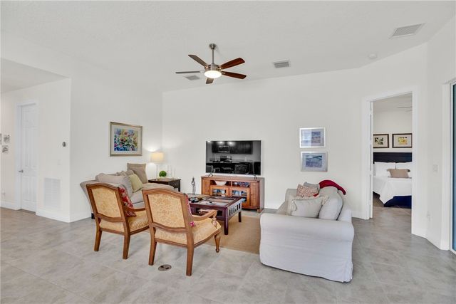 1850 Oak Grove Court, Vero Beach, FL 32966