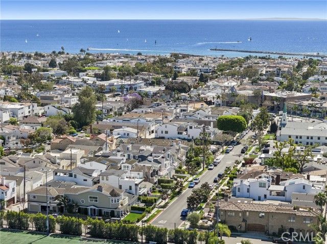 716 Heliotrope, Corona Del Mar (newport Beach), CA 92625