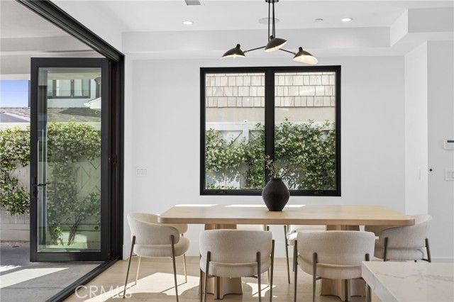 716 Heliotrope, Corona Del Mar (newport Beach), CA 92625