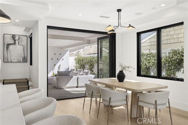 716 Heliotrope, Corona Del Mar (newport Beach), CA 92625