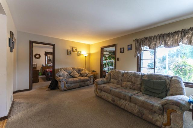 916 Clark STREET, Watertown, WI 53094