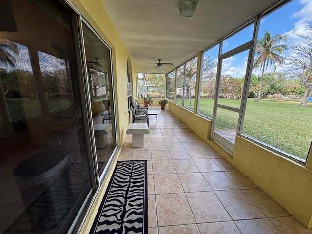 16611 N 68th St Street N, Loxahatchee, FL 33470