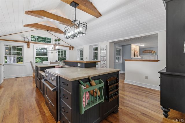 7805 Hicks Road, Lysander, NY 13027