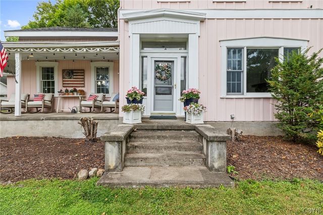 7805 Hicks Road, Lysander, NY 13027
