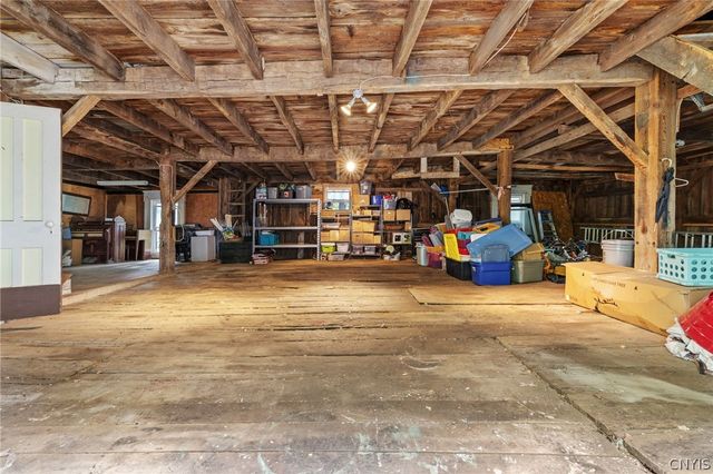 7805 Hicks Road, Lysander, NY 13027