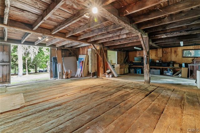 7805 Hicks Road, Lysander, NY 13027