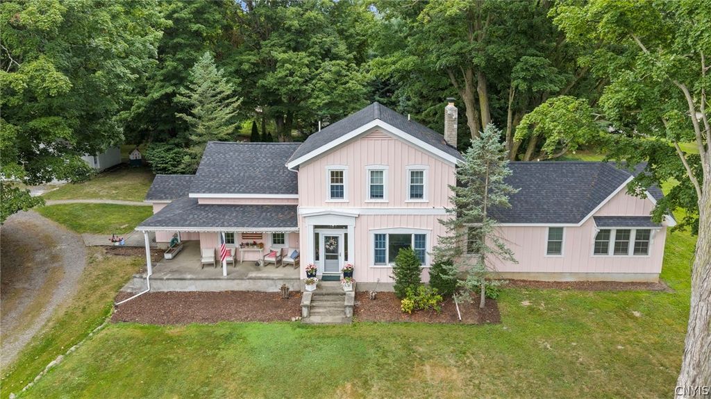 7805 Hicks Road, Lysander, NY 13027