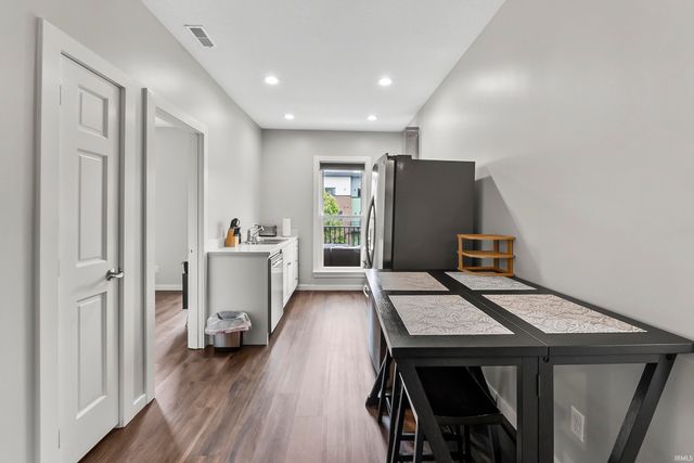 1206 Fairfield Avenue, Fort Wayne, IN 46802